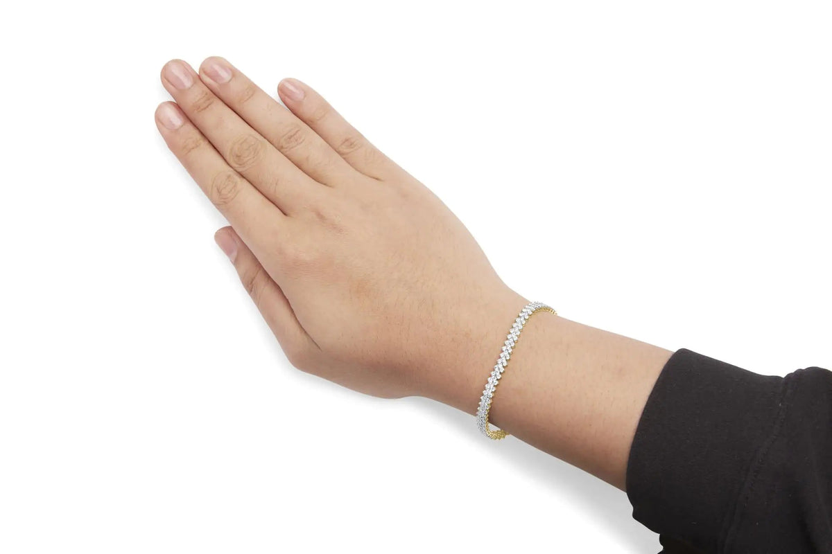 14K Yellow Gold 4.00 Cttw Diamond Trio Cluster Link Bracelet (H - I Color, I1 - I2 Clarity) - 7&quot; - Rieworkes