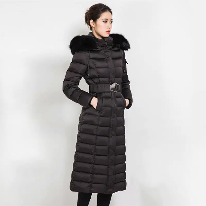 Luxury Women's Winter Coat with Fox Fur Collar