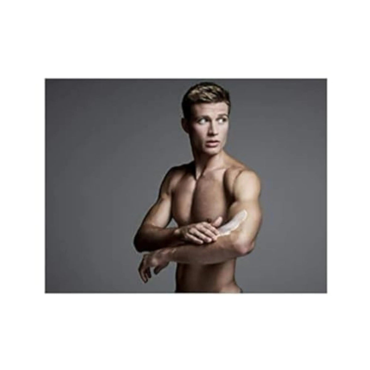 Jack Black Face Buff Energizing Scrub, 6 Fl Oz – Vitamin C &amp; Mint – Deep Cleaning Pre-Shave Cleanser, Men’s Facial Scrub, Remove Oil, Dirt &amp; Dead Skin, Men’s Cleanser, Hydrating Skincare 6 Fl Oz (Pack of 1)